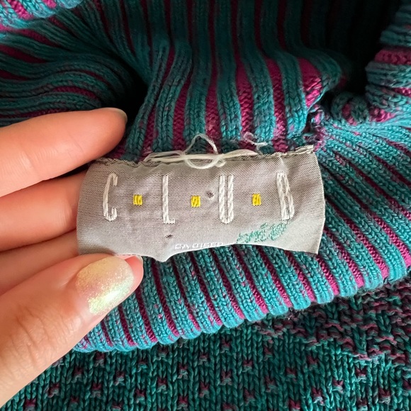 Vintage Turtleneck Sweater - Picture 2 of 3